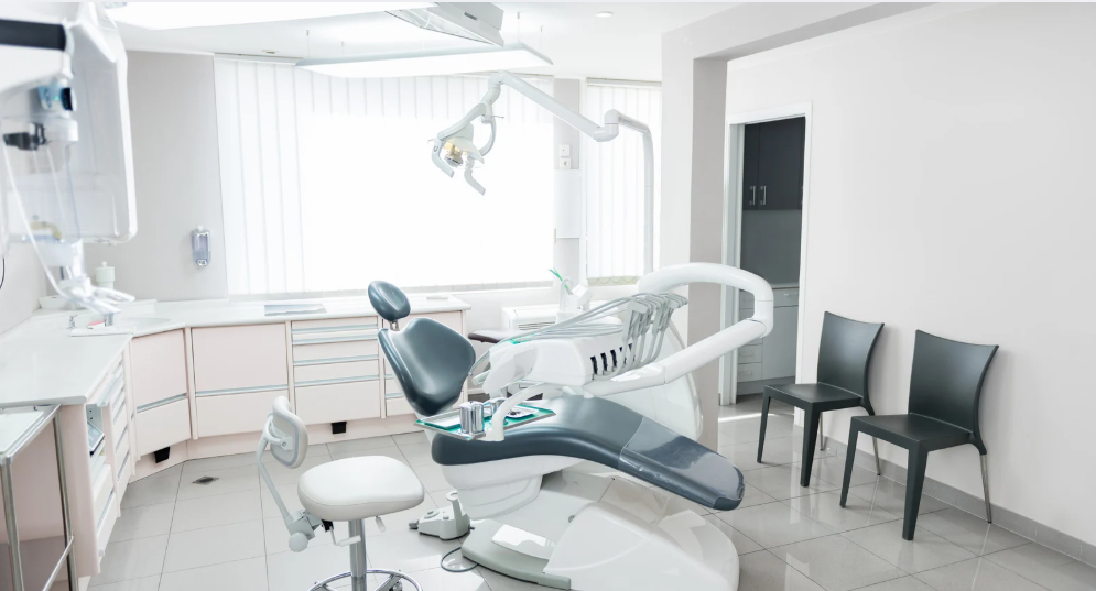 Family Dental Care, a dentist near Bonner Springs, at 502 Shawnee St in Leavenworth, KS